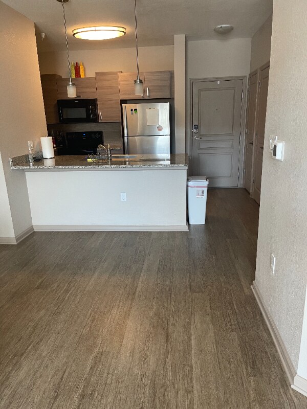 Building Photo - 150 Bear Springs Dr