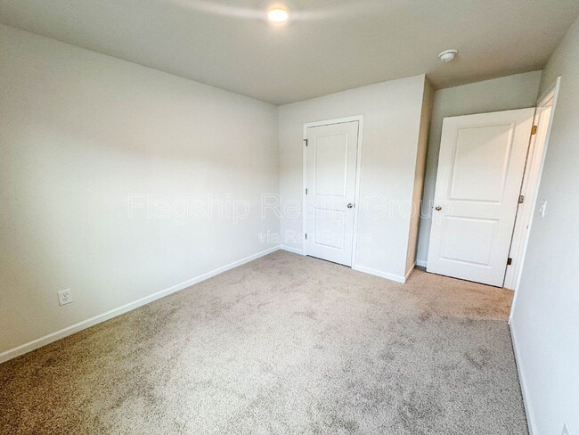 Building Photo - 2136 Montalvan Dr