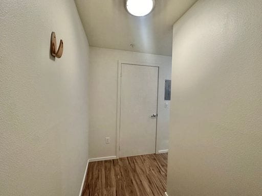 Building Photo - Beautiful convertible studio condo w/garage space included in desirable Belltown! AVAILABLE NOW!