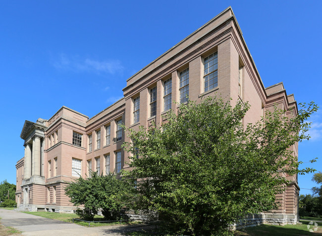 Primary Photo - Kirby School Apartments