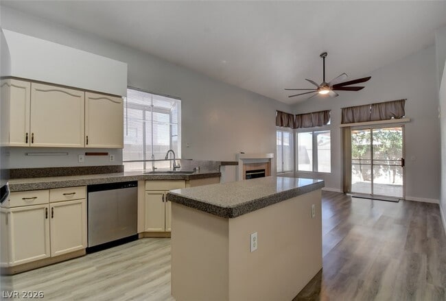 Building Photo - 5023 Jacarilla Ln