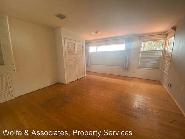 Building Photo - 3 br, 3 bath House - 3323 Cliff Drive