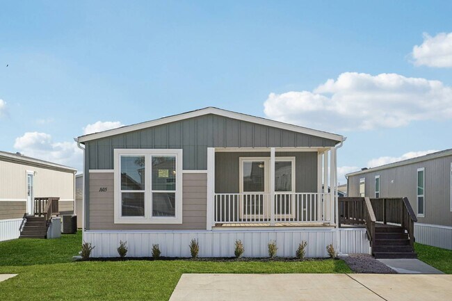 Building Photo - 1605 American Dr