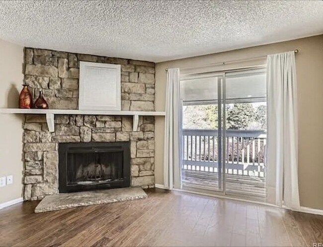 Building Photo - 14161 E Jewell Ave