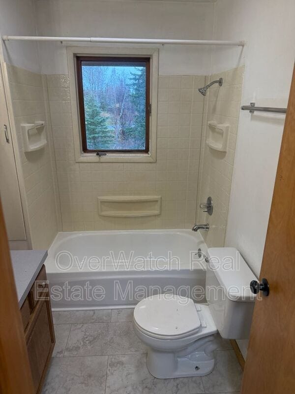 Building Photo - 5427 Wild Mountain Dr