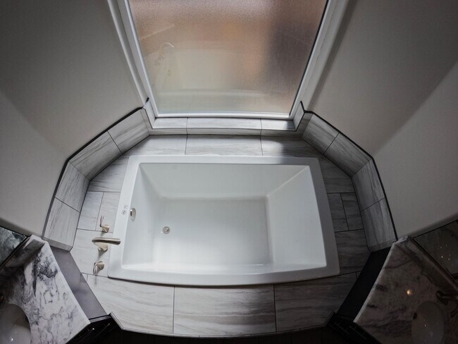 Building Photo - 3729 Santa Clarita Ave