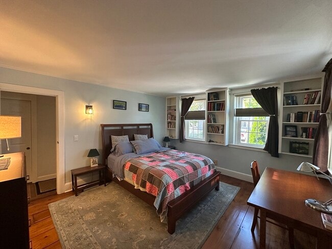 Building Photo - 12 Pearl St