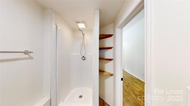 Building Photo - 5229 Mt Holly-Huntersville Rd