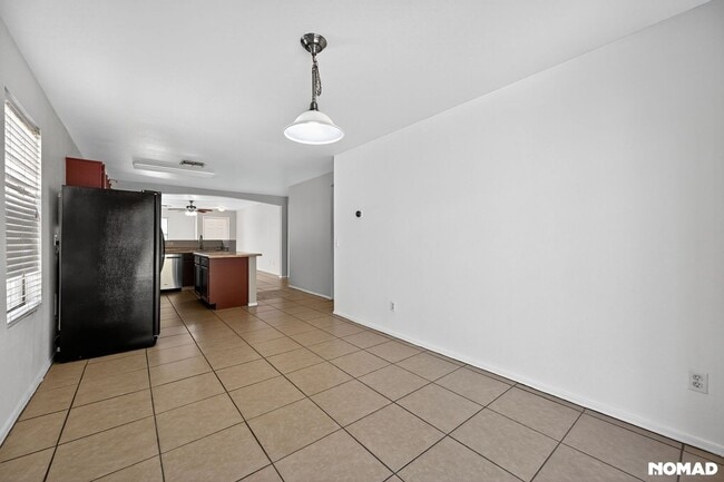 Building Photo - 2230 N 94th Ln