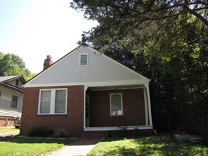 Building Photo - 911 Arnette Ave