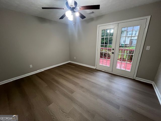 Building Photo - 5961 Sherwood Trace