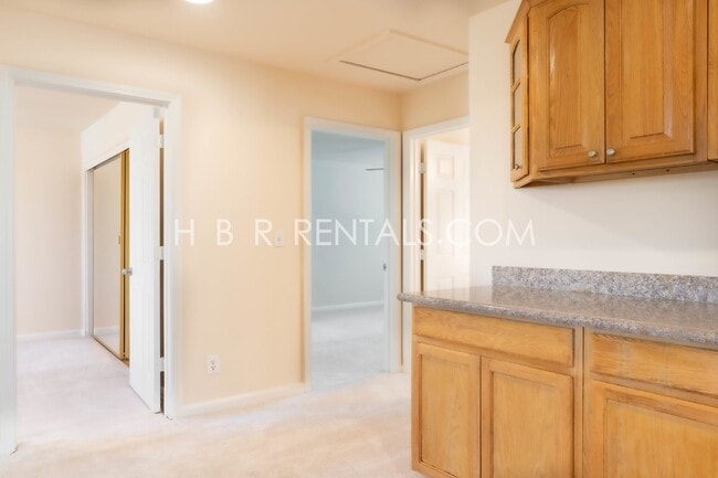 Building Photo - Charming 4 Bed, 2.5 Bath Home in Manteca, ...