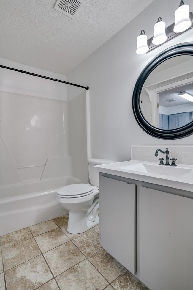 Building Photo - 4187 Silkbay Ct