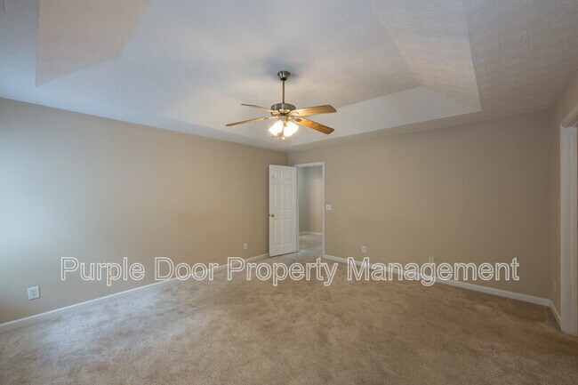 Building Photo - 304 Meadow Point