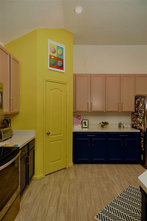 Building Photo - 8123 Cheyenne Hills Trail