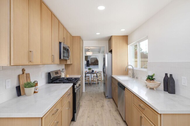 Building Photo - 4626 Derrick Dr