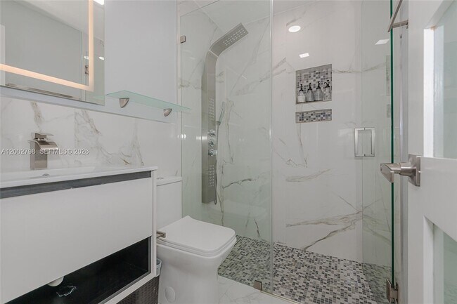 Building Photo - 6325 SW 138th Ct