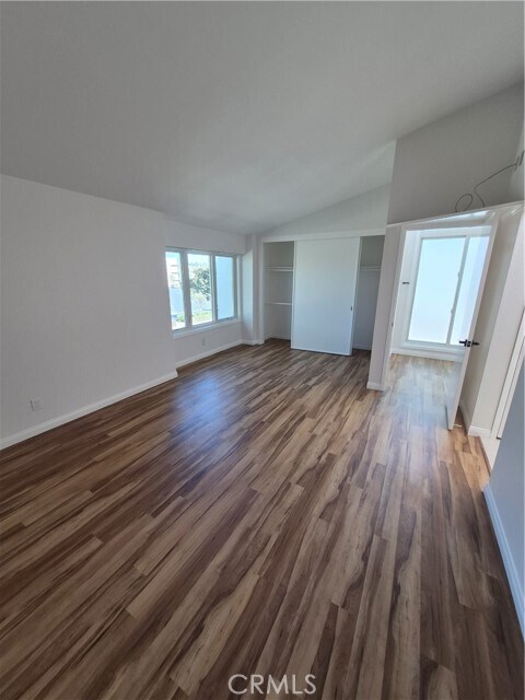 Building Photo - 1970 San Bruno