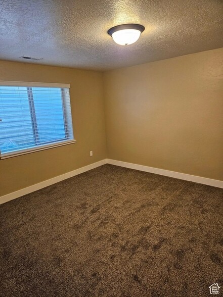 Building Photo - 772 S 150 E