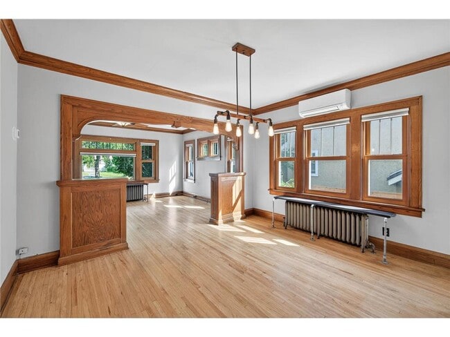 Building Photo - 3606 12th Ave S