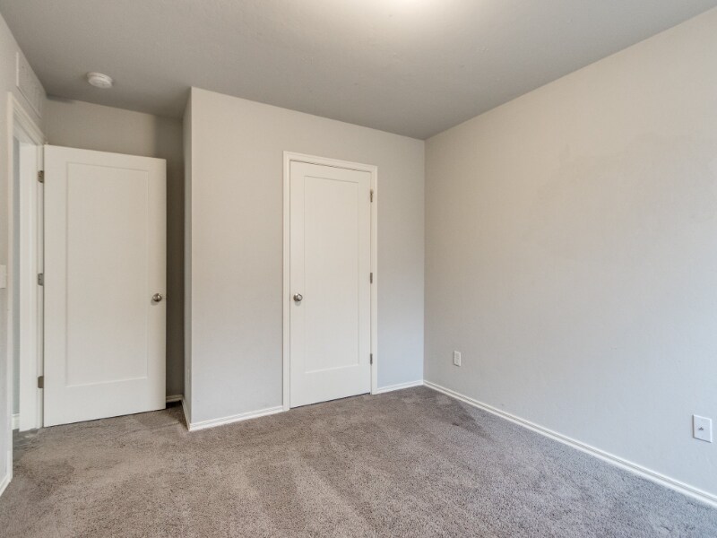 Building Photo - 705 Blue Fish Rd