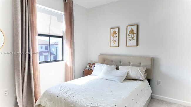 Building Photo - 23442 SW 127th Pl