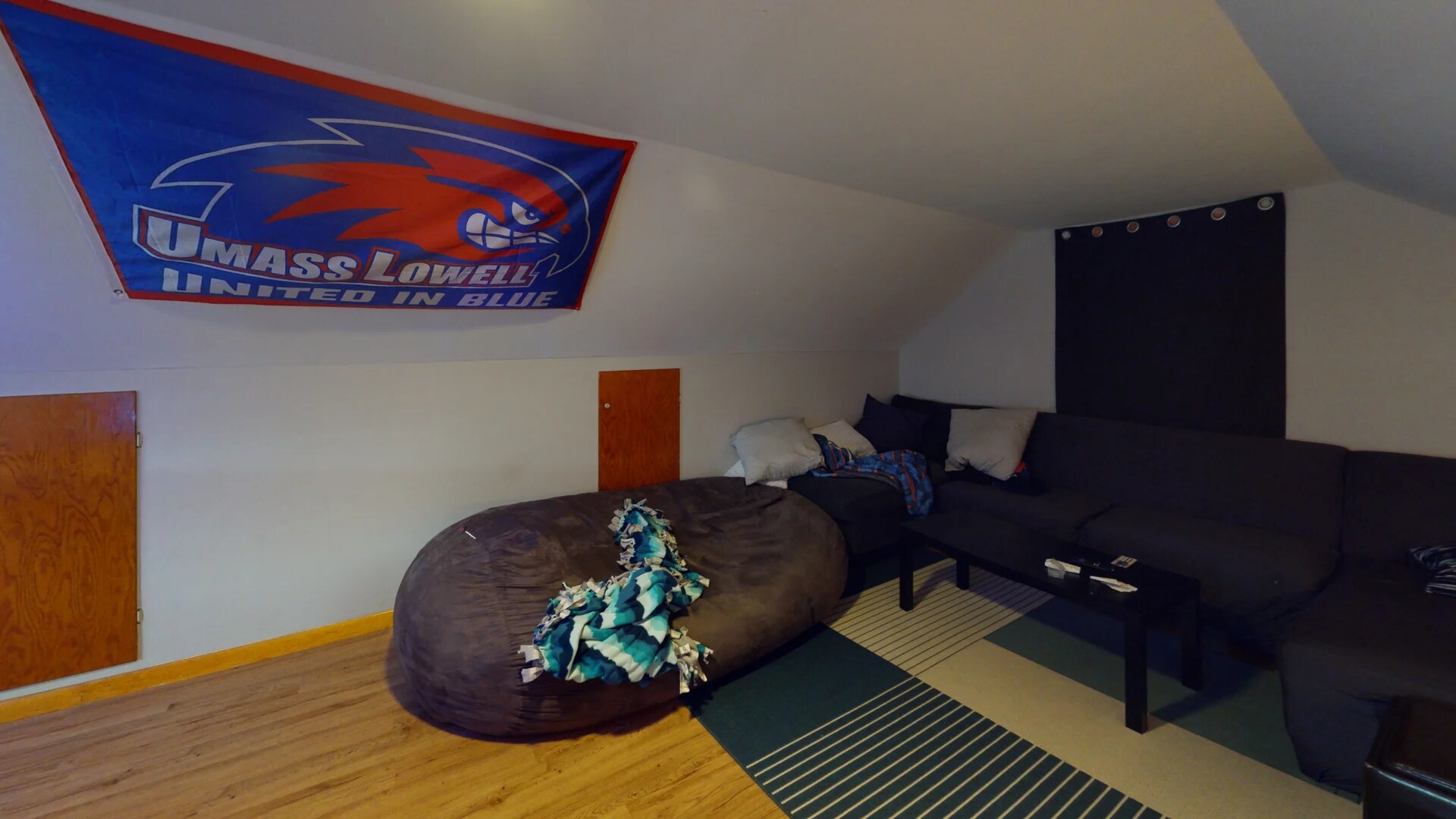 Building Photo - 60 Pinkert St