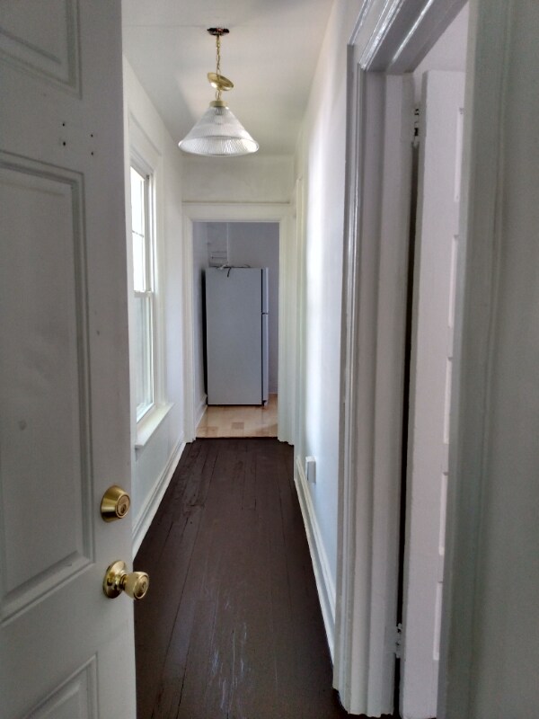 Building Photo - 1632 Virginia St E