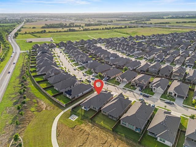 Building Photo - 2102 Clearwater Way