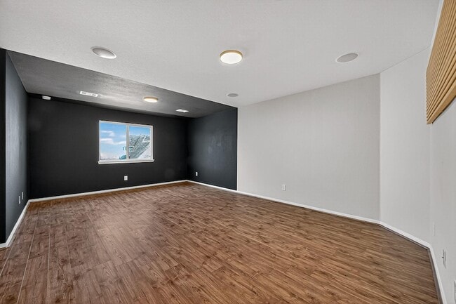 Building Photo - 14574 Empanada Dr