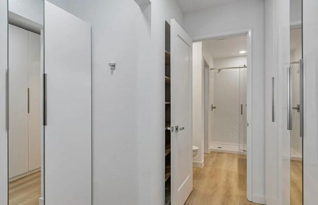 Building Photo - 1400 Bowe Ave