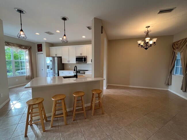 Building Photo - 14467 Mirabelle Vista Cir