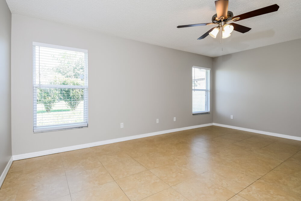 Building Photo - 653 Cotulla Dr