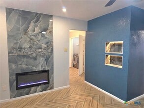 Building Photo - 303 Erby Ave