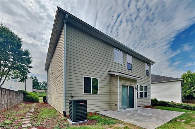 Building Photo - 1517 Briarfield Way