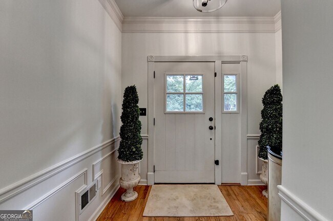 Building Photo - 2611 Briers N Dr