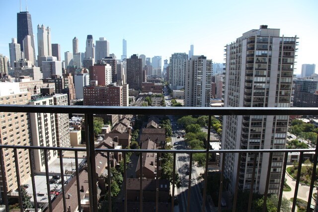 Building Photo - 88 W Schiller St