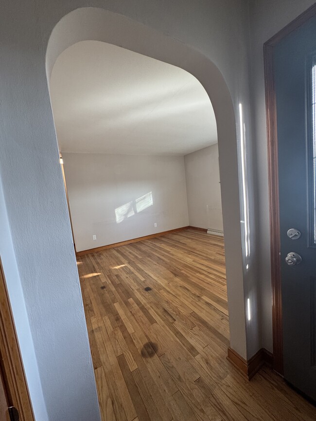 Front Door hallway - 2204 S 109th St