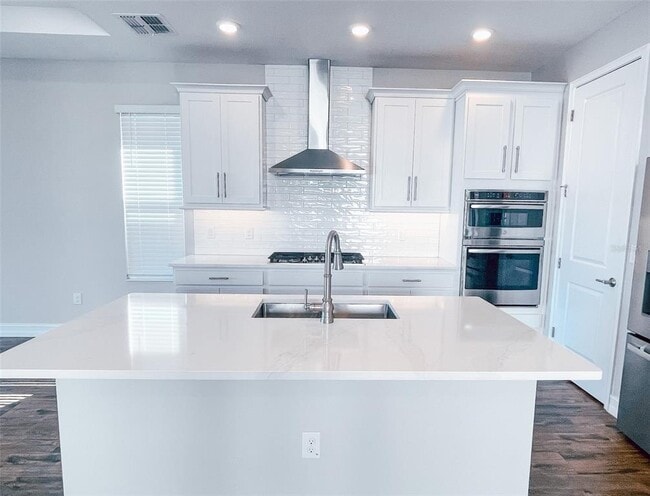 Building Photo - 4580 San Martino Dr