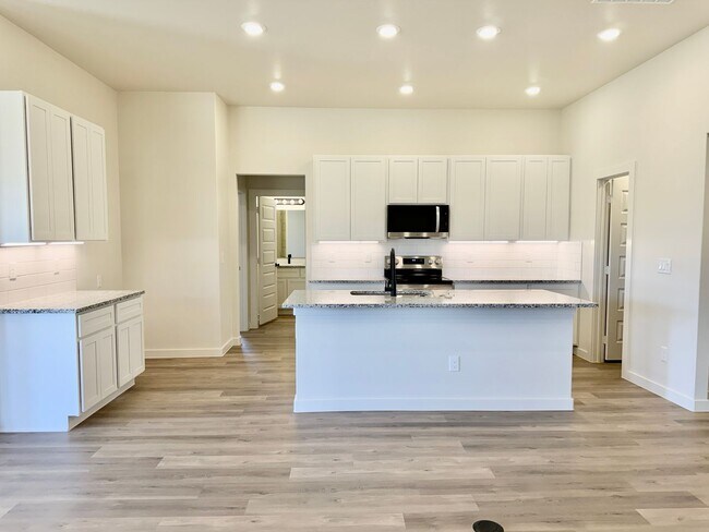 Building Photo - Gorgeous Brand New Build 4/2/2 in Coveted Wolfforth Neighborhood!