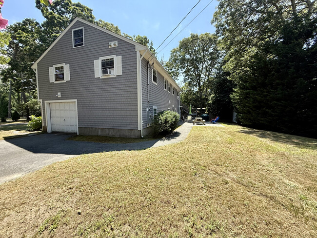 Building Photo - 20 Trumet Rd