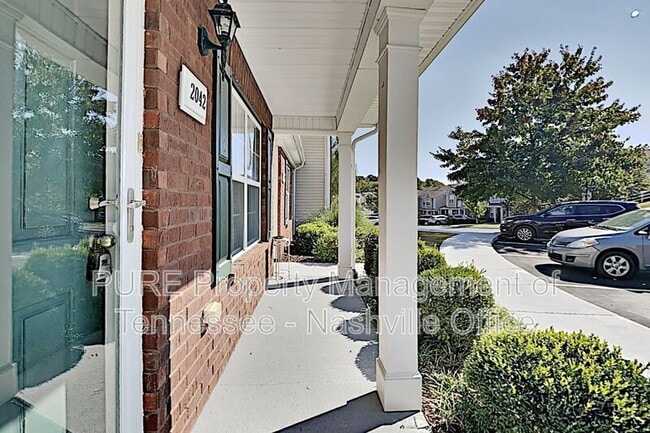 Building Photo - 2042 Shaylin Loop