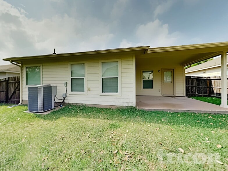 Building Photo - 209 Brahma Way