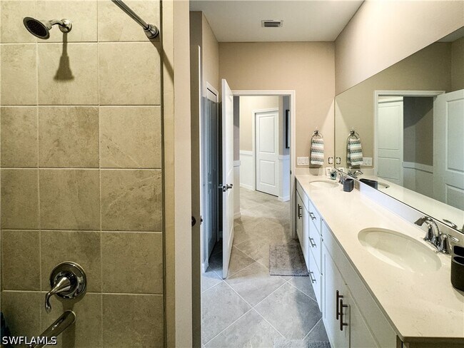 Building Photo - 5651 Double Eagle Cir