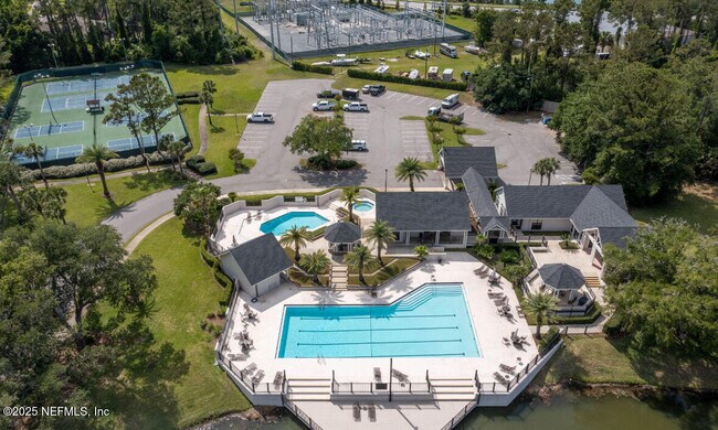Building Photo - 117 Island Dr