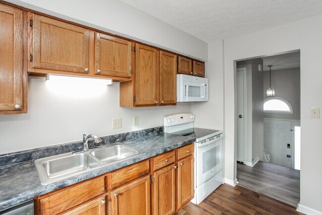 Building Photo - 5467 Petersburg Pkwy