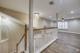 Building Photo - Great Home and Community & Schools - Renov...