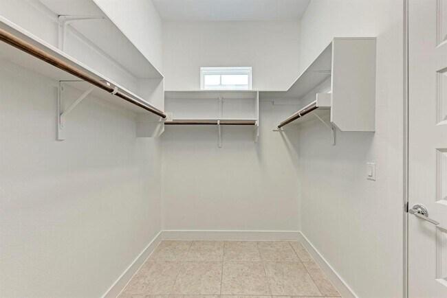 Building Photo - 3108 E 51st St