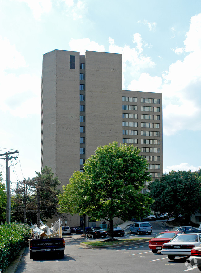 Building Photo - Virginia Towers