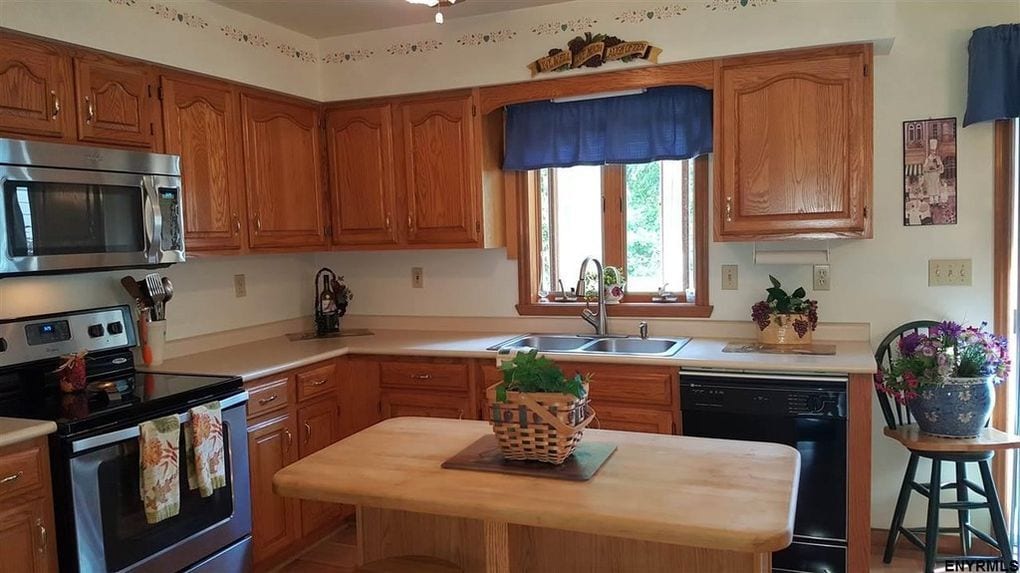 Building Photo - 78 Lower Newtown Rd